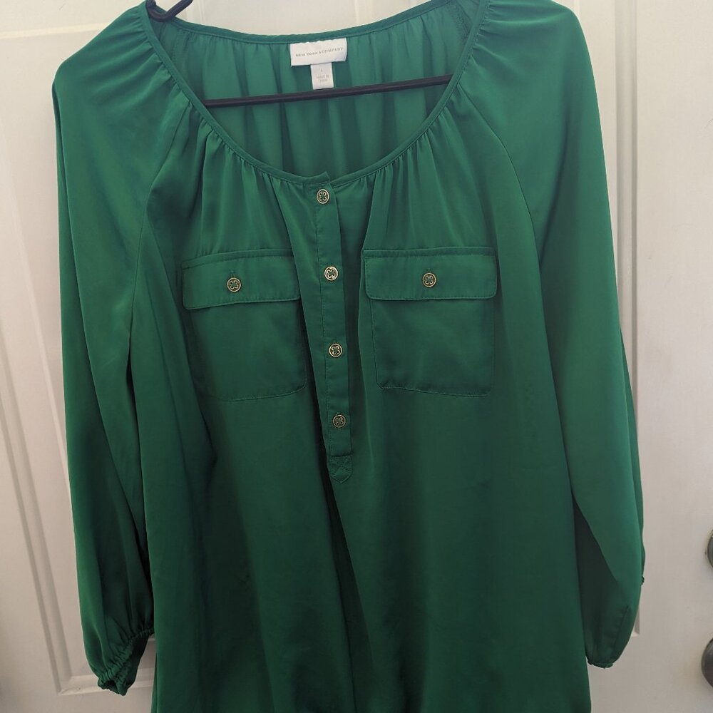 New York & Co woman's green 3/4 sleeve blouse sz L
